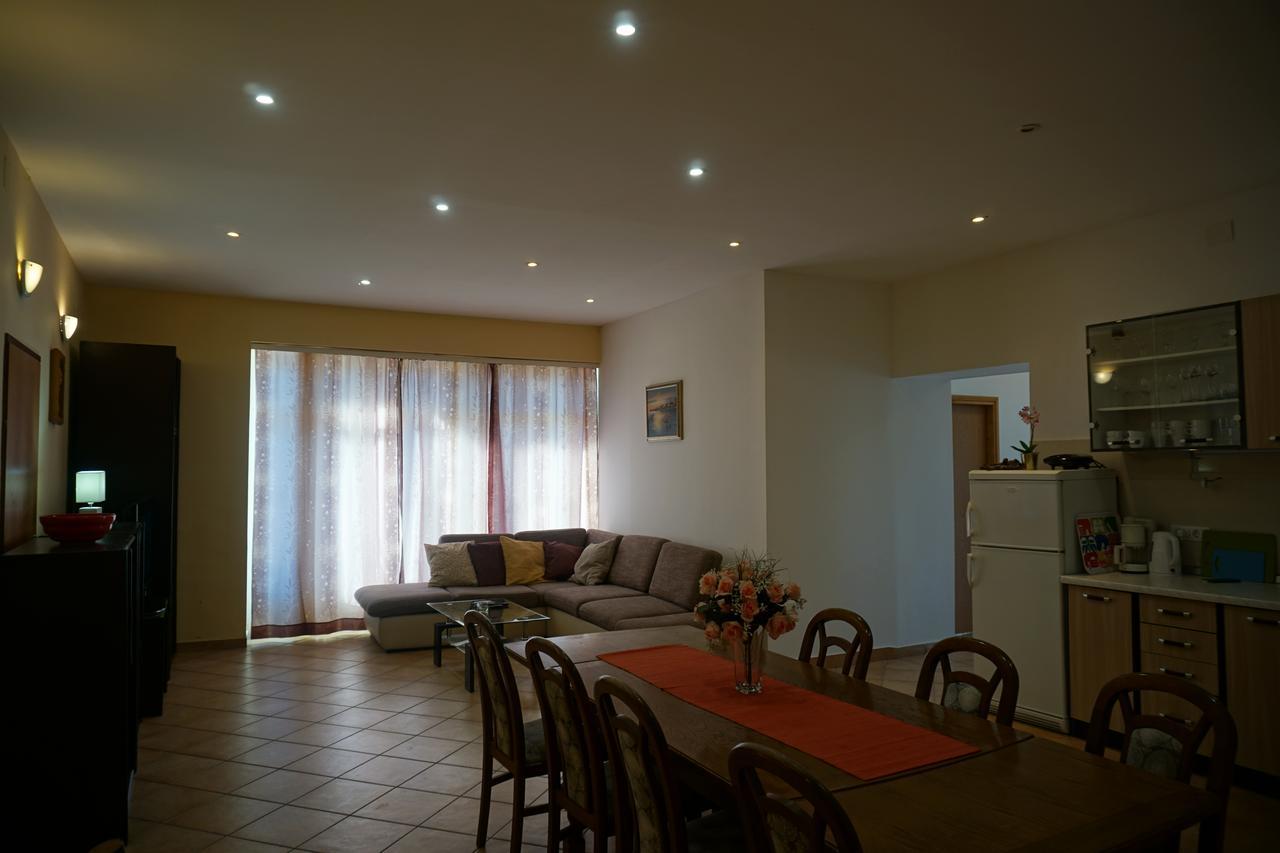 Apartments Ivancic Novi Vinodolski Ngoại thất bức ảnh